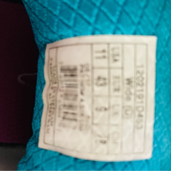 Brooks size 11 grey teal sneakers - Picture 5 of 8